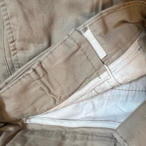 Mens Pleated Golf Shorts Khaki Casual Everyday Walking 42 W - Picture 6 of 6